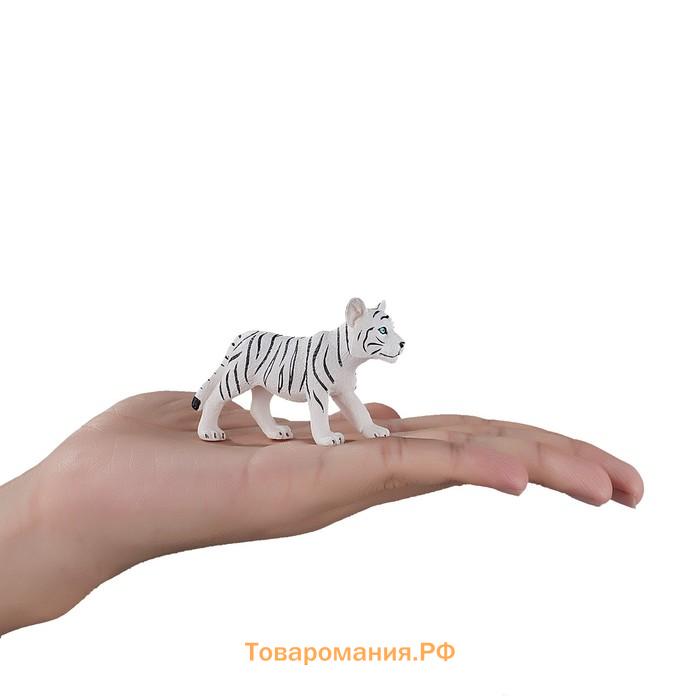 Фигурка Konik «Белый тигрёнок (стоящий)»